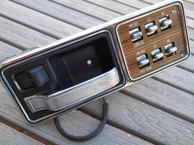 84-96 Jeep Cherokee XJ LH Master Power Window Door Lock Switch (WOODGRAIN) - Image 1 of 4