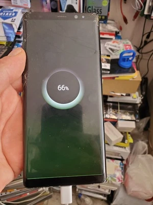 Samsung Galaxy Note8 - 64 GB - Midnight Black (Unlocked)SM-N950F for parts - Image 1 of 4