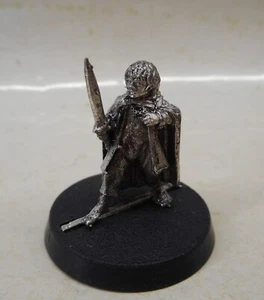 Miniature de table GW Hobbit Frodon point métal OOP HdR LotR - Photo 1/5