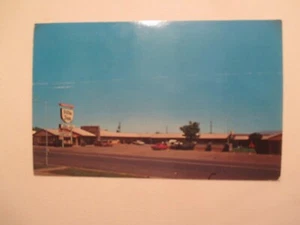 Tucumcari New Mexico Postcard Villa Inn NM - Picture 1 of 2