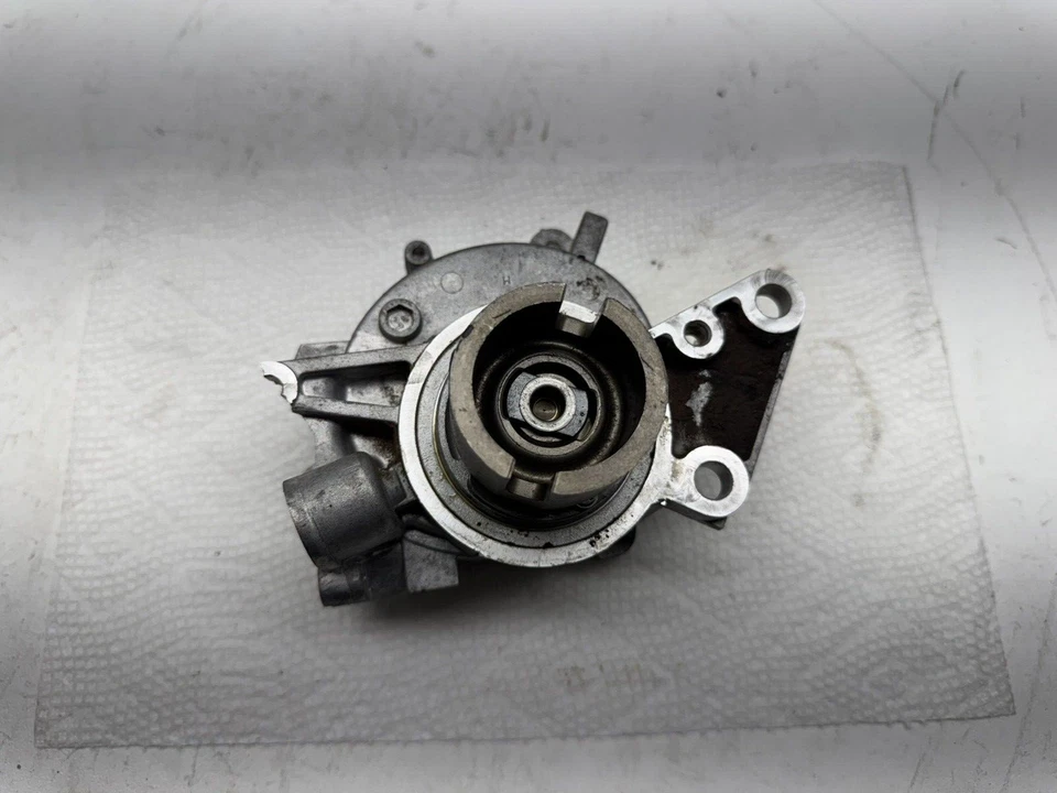 2018 2019 2020 2021 SUBARU FORESTER 2.5L VACUUM PUMP ASSY OEM - Image 1 of 4