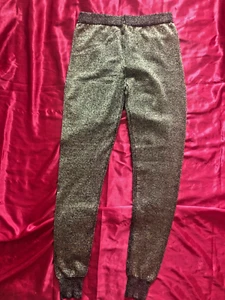 Damen Leggings Strickleggings Schwarz Gold Fäden Stretch gr 40 NEU - Bild 1 von 5