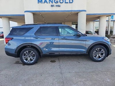 2026 Ford Explorer Active - Image 1 of 4