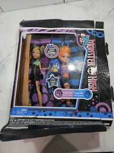 NEW WORN-OPEN BOX MONSTER HIGH 2-PACK CLAWDEEN & HOWLEEN WOLF 2011 MISSING ACCES - Picture 1 of 10