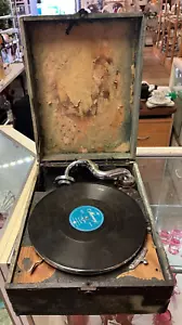 Vintage Portable Wind Up Gramophone For Restoration W/O - Picture 1 of 11