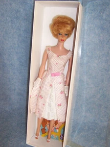 1960s Original Bubblecut Barbie blonde, Garden Party Outfit, White Collector Box - Picture 1 of 17