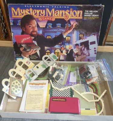 De colección 1995 Electronic Talking Mystery Mansion Juego de Mesa Vintage Pistas Botín Foto 1 de 4