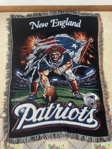 Vintage New England Patriots Football Large Throw Blanket NFL Northwest Company Cover