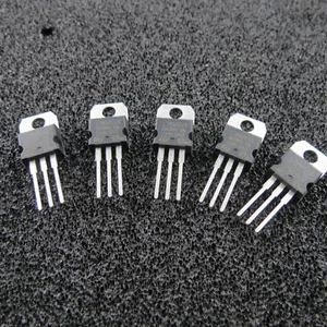 5x Spannungsregler 7912 - 12V 1,5A L7912CV TO220 negativ ST MICROELECTRONICS - Picture 1 of 1