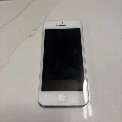 Apple iPhone 5 A1429 16GB white - No Box - SPARES AND REPAIRS - Image 1 of 4
