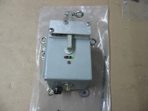 NUEVO INTERRUPTOR DE SEGURIDAD TRANSPORTADOR DANIEL WOODHEAD 6155X 600V 8A CON LED ESTROBOSCÓPICO P9419 - Imagen 1 de 3