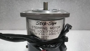 [Used] SANYO DENKI / 103-770-0210 / STEPPING MOTOR, DC 1.3V, 3.9A, 1.8DEG - Picture 1 of 4