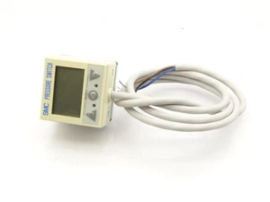 SMC ISE4B-T1-25 SWITCH - Picture 1 of 3