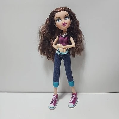 Muñeca Bratz 2001 vintage Lilani Big Sister Sisterz vestida MGA Entertainment Foto 1 de 4