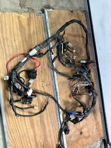 08-16 YAMAHA YZF R6 MAIN ENGINE WIRING HARNESS MOTOR WIRE LOOM CUTS - Picture 1 of 10