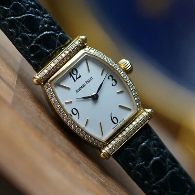 Audemars Piguet Carnegie Oro 18k y Diamantes Mujer’s 19 mm Cuerda Manual c. 2002 Foto 1 de 4