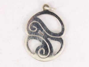 Vintage Scottish Pendant Sterling Silver Ladies Stunning 925 3g Bt98 - Picture 1 of 3