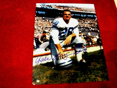 YALE LARY (HOF 79) Show Signed Lions 8x10 Photo -comes with Dated Show Cert.  - Image 1 of 4