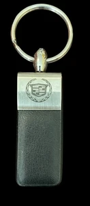 Cadillac Kenneth Cole Leather Keychain Vintage 3.75” X 1” - Bild 1 von 7