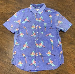 Chubbies Men’s Short Sleeve Button Down Shirt Size Small Macaw Tropical Finch - Picture 1 of 7