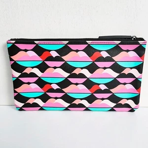 MAC Lip Pattern Makeup Cosmetic Bag, Travel Toiletry Pouch Purse, Brand New! - Picture 1 of 11