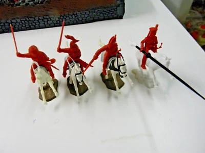 4 figuras de caballería napoleónica británica Timpo 1/32 (mar. Anuncio) Foto 1 de 4