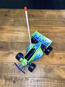 Disney Store Pixar Toy Story RC SOLO COCHE REMOTO Estatuilla Ruedas Juguetes Niños - Imagen 1 de 7