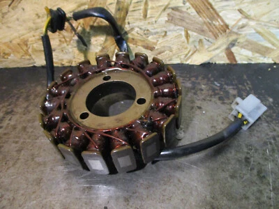 Stator d'alternateur Kawasaki GPZ 500 EX500D 1996 - Photo 1/4