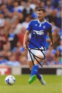 IPSWICH: TOMMY SMITH SIGNED 6x4 ACTION PHOTO+COA - Picture 1 of 1