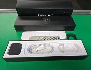 Apple Watch Series 5 Nike 44mm Space Gray Aluminum Case with Bands & Box - Used - Picture 1 of 9