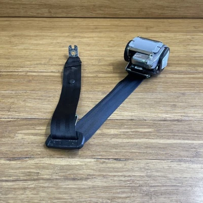 Tensor de cinturón de seguridad trasero izquierdo o derecho segunda fila Audi A3 2ND 2015-2020 OEM Foto 1 de 4