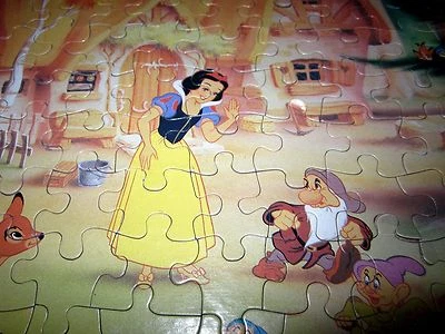 SNOW WHITE retro Disney cartoon jigsaw-puzzle Golden movie still Grumpy Dopey OG - Image 1 of 2