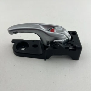 Jeep Cherokee KL Rear Right Inner Door Handle 02/2014-11/2022 - Picture 1 of 12