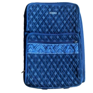 Vera Bradley nicht mehr produziert NANTUCKET MARINEBLAU 21" Rollkoffer Handgepäck gesteppt - Bild 1 von 17
