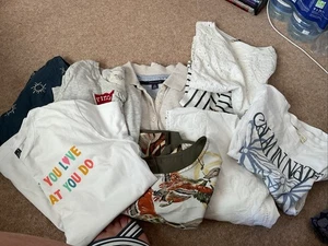 Bundle Ladies Tops Size 6 Inc. Tommy Hilfiger, Abercrombie & Fitch - Picture 1 of 9