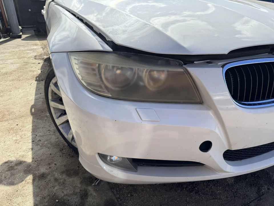 Headlamp Assembly BMW 328 SERIES Right 09 10 11 12 - Imagem 1 de 1