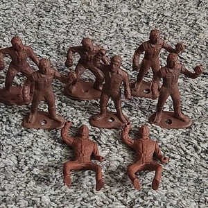 8 Vintage MPC Mechanics Workers Figures - Picture 1 of 7