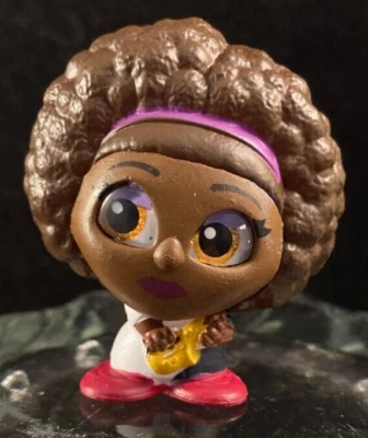 Disney Doorables - Dorothea - Soul - Series 9 - Ultra Rare - Image 1 of 4