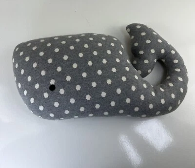 Almohada de punto de algodón con forma de ballena gris con lunares blancos almohada para guardería Foto 1 de 4