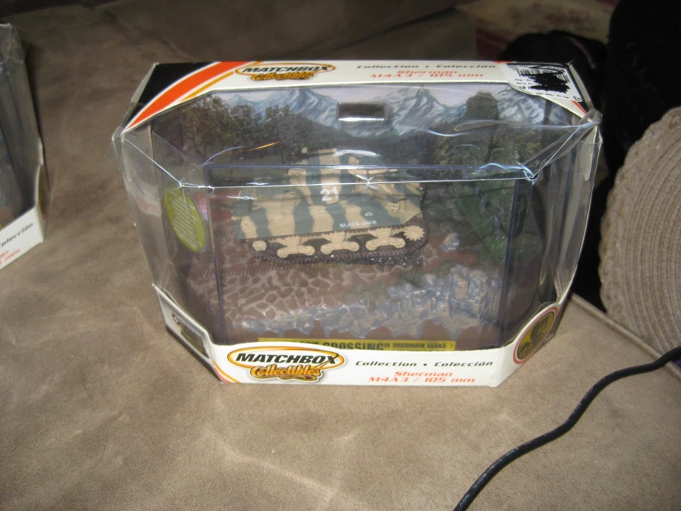 WWII Sherman M4A3/105mm by Matchbox Collectibles in 1/72 scale - Image 1 of 1