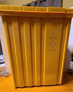 Vtg MCM Yellow Plastic Clothes Hamper/Basket w/Lid Festival #8807 16x13x10 - Picture 1 of 12