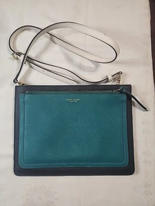 Henri Bendel Lederhandtasche Beuteltasche flach grün schwarz 11,5" breit x 8,75" hoch x 1" - Bild 1 von 11