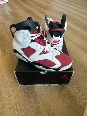 Talla 10 - Jordan 6 Retro OG Mid Carmine Foto 1 de 4