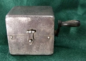 Very Old Double Edged Razor Blade Sharpener - Picture 1 of 6