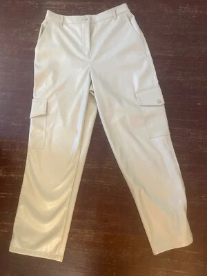 Calça cargo feminina Bailey 44 couro sintético tamanho 8 bronzeada - Imagem 1 de 4