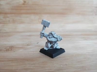 Dwarf I Marauder MM10/6 DC1 Command Group Champion MM10 Warhammer Army MM11 1988 - Image 1 of 4