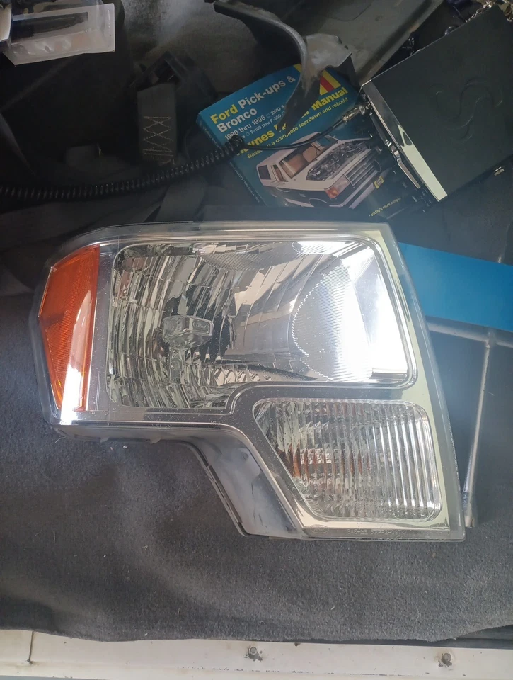 FARO DELANTERO DERECHO PASAJERO FORD F-150 F150 SVT 2010-2014 RAPTOR OCULTO Foto 1 de 4