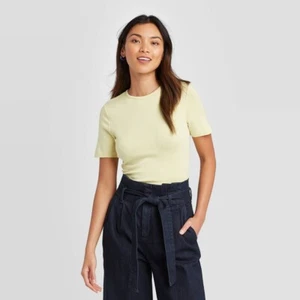 Kurzärmliges Damen-T-Shirt mit Rundhalsausschnitt - ein neues Tageslichtgrün XXL - Bild 1 von 1