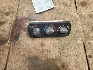 Climate AC Heat Temperature Control Roof Auxiliary Front Fits 00-02 SUBURBAN 150 - Foto 1 di 5