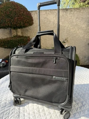 Maleta giratoria de cabina Briggs & Riley Travelware 4 ruedas 15" negra bolsa U116SP-4 Foto 1 de 4